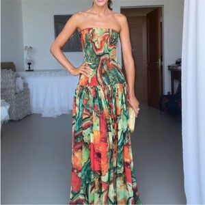 Elegant Multicolor Strapless Dress